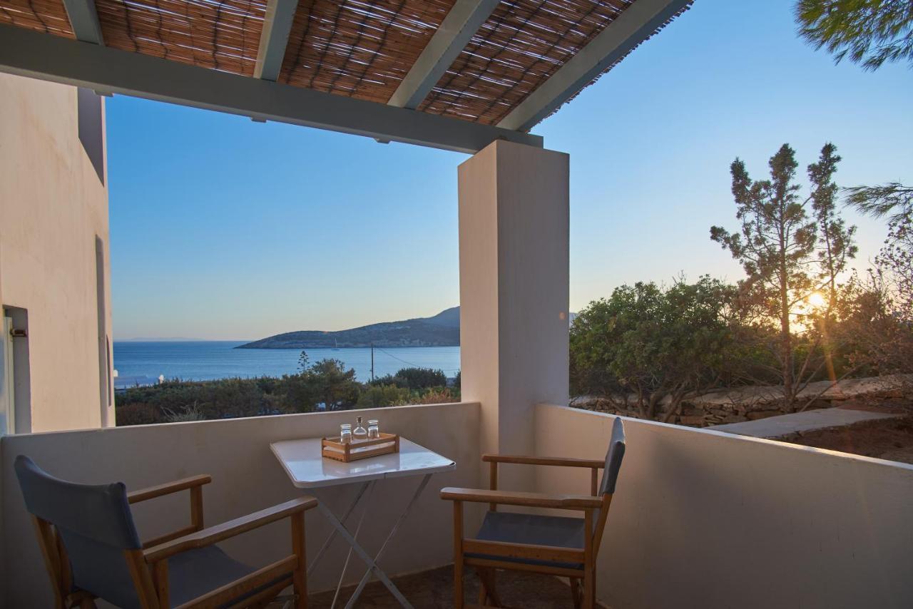 Oliaros seaside lodge Agios Georgios  Exterior foto